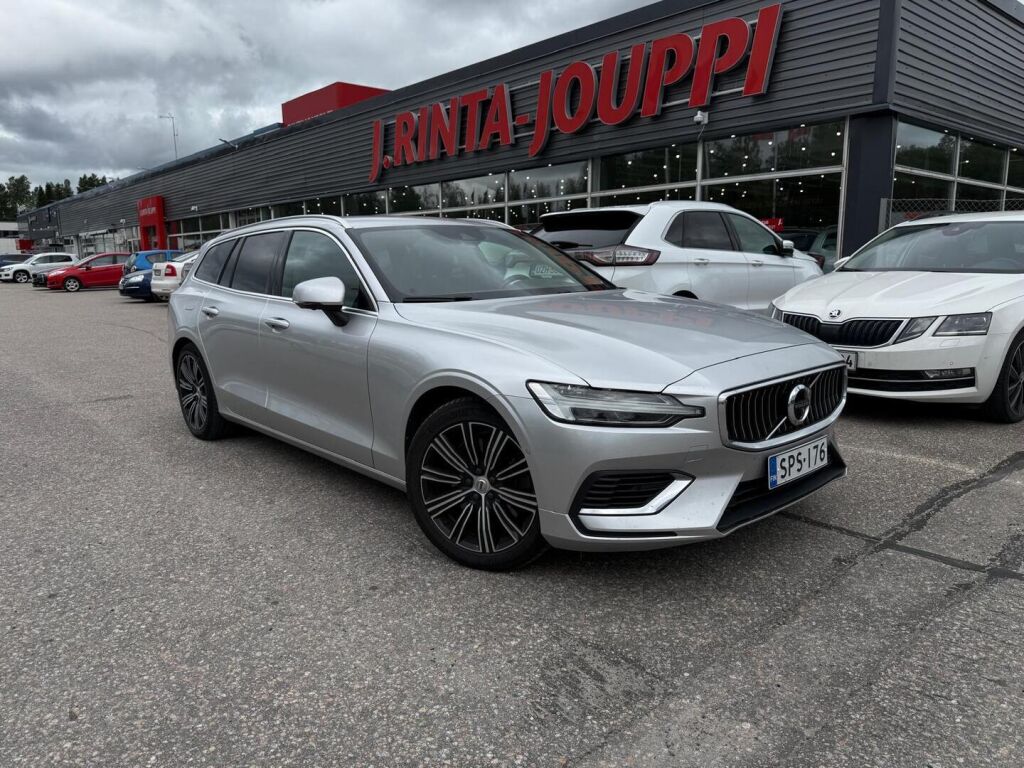 Volvo V60 2022 Harmaa