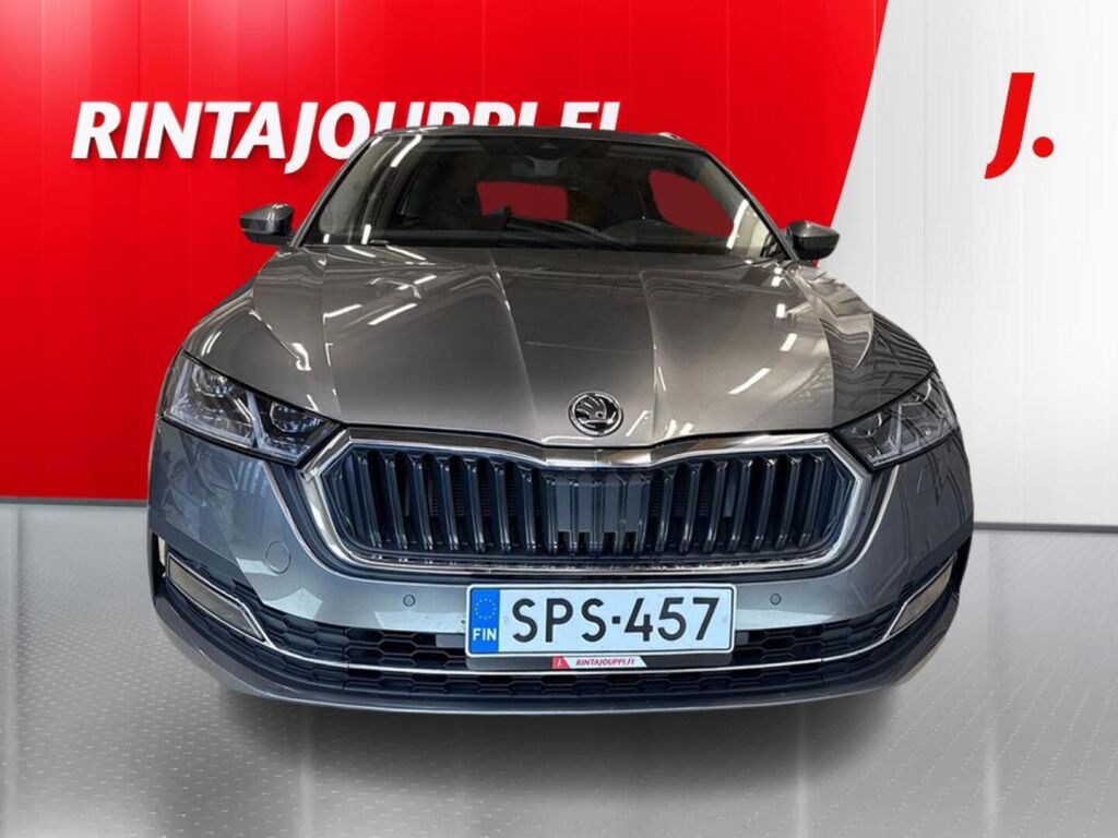 Skoda Octavia 2024 Harmaa