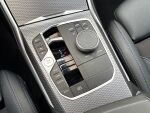 BMW 330 2024 Sininen