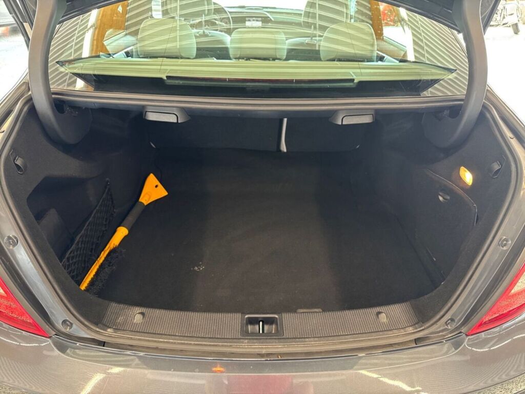Mercedes-Benz C 2012 Harmaa