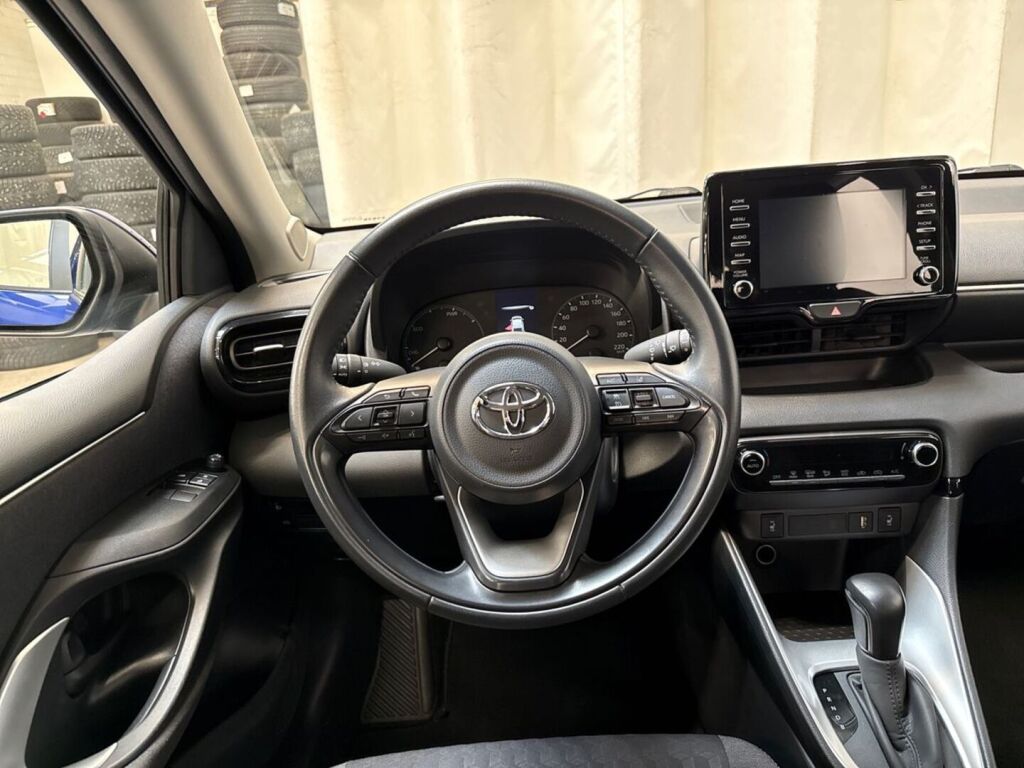 Toyota Yaris 2023 Sininen