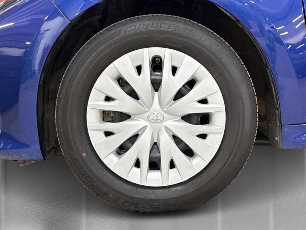 Toyota Yaris 2023 Sininen