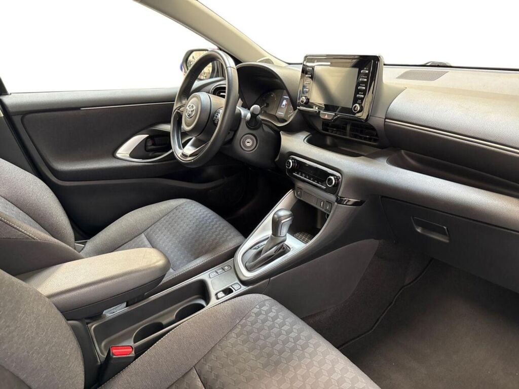 Toyota Yaris 2023 Sininen