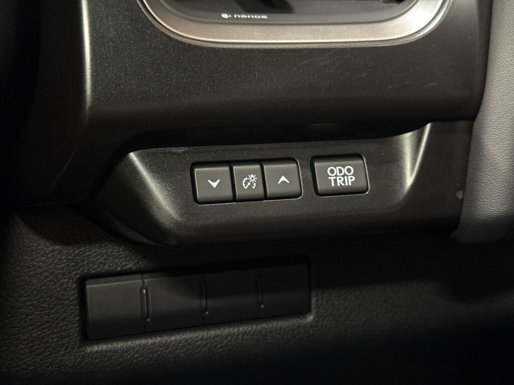 Lexus UX 2020 Punainen