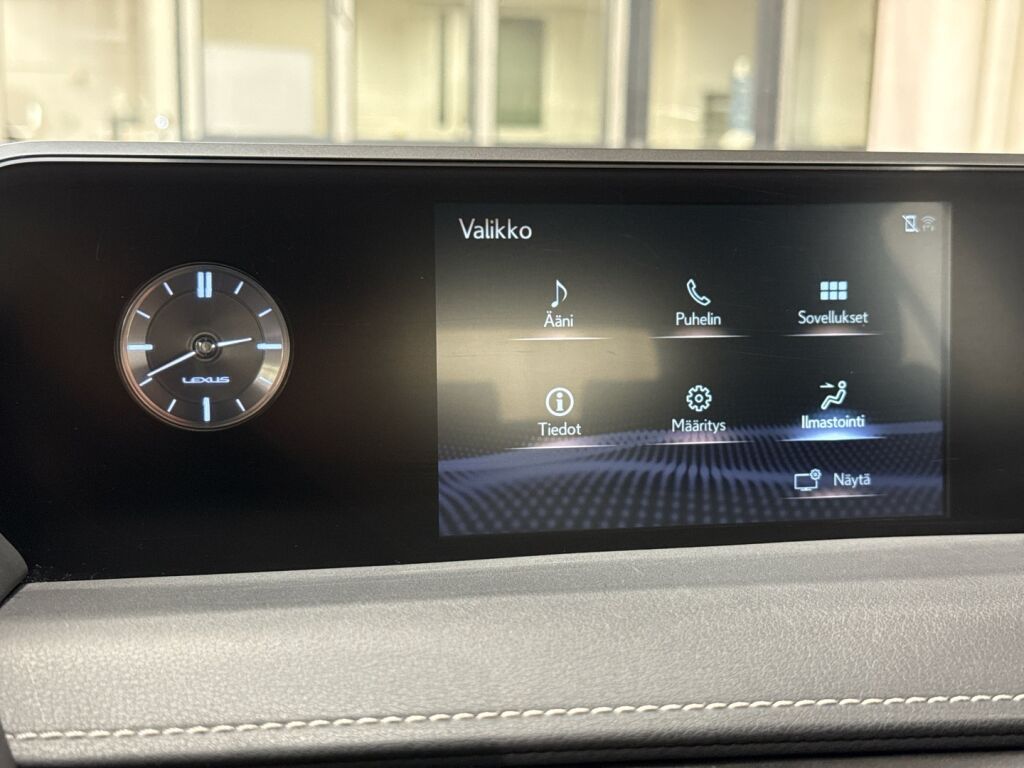 Lexus UX 2020 Punainen