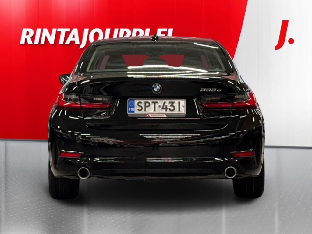 BMW 330 2020 Musta