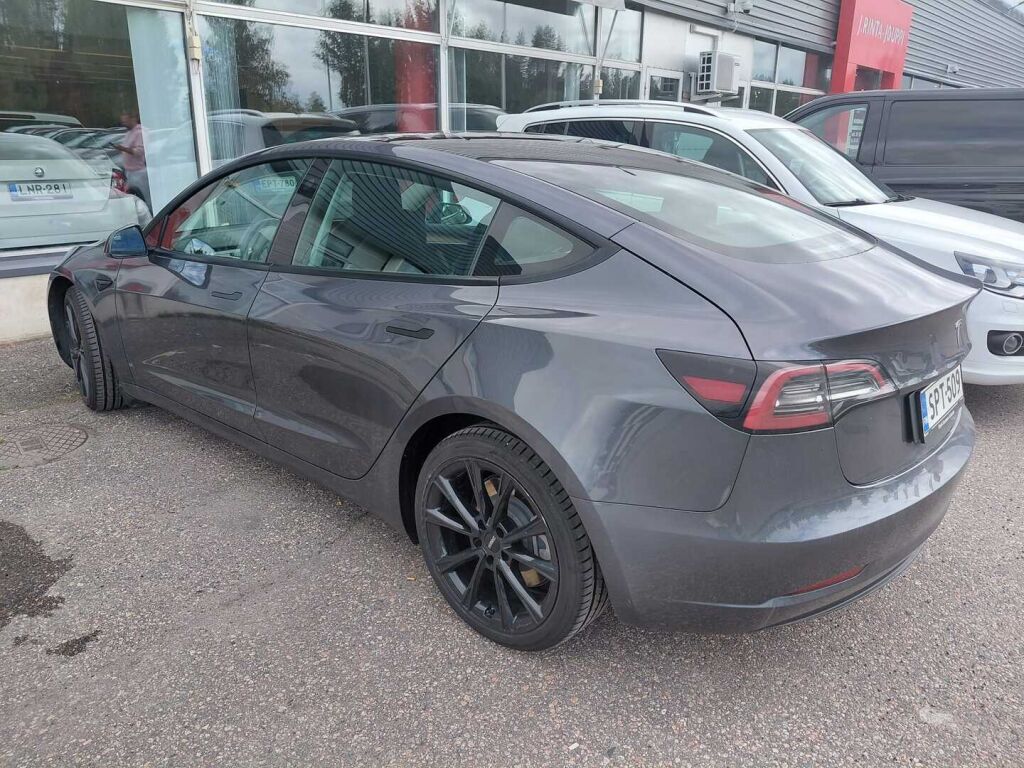 Tesla Model 3 2022 Harmaa