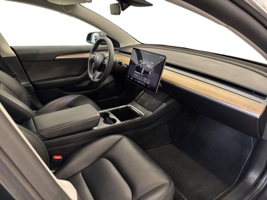 Tesla Model 3 2022 Harmaa