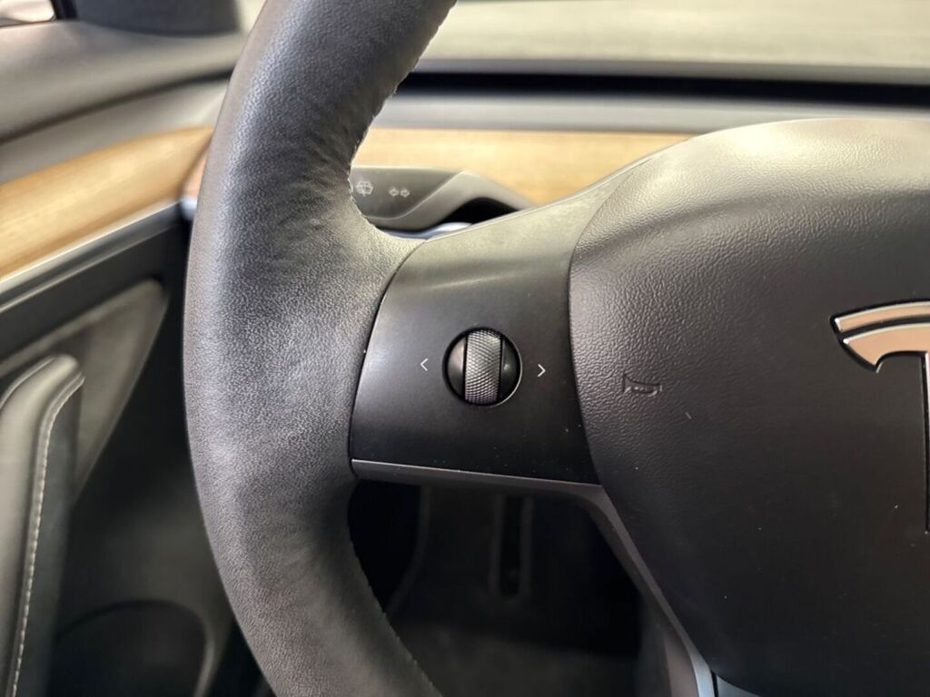 Tesla Model 3 2022 Harmaa