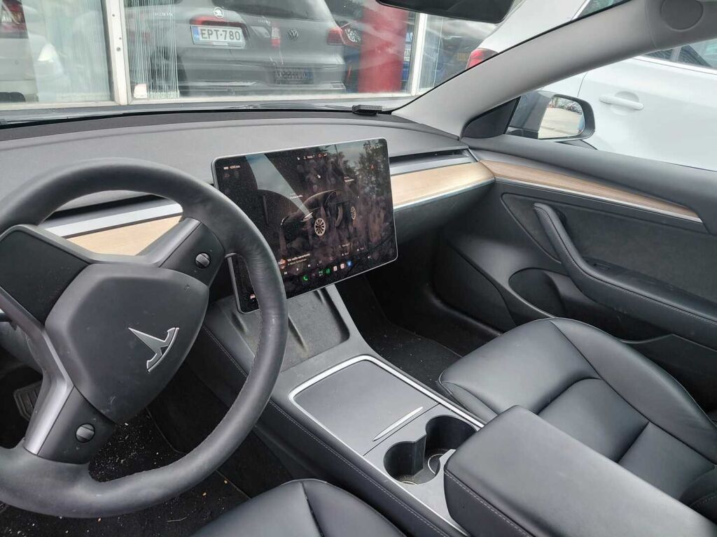 Tesla Model 3 2022 Harmaa