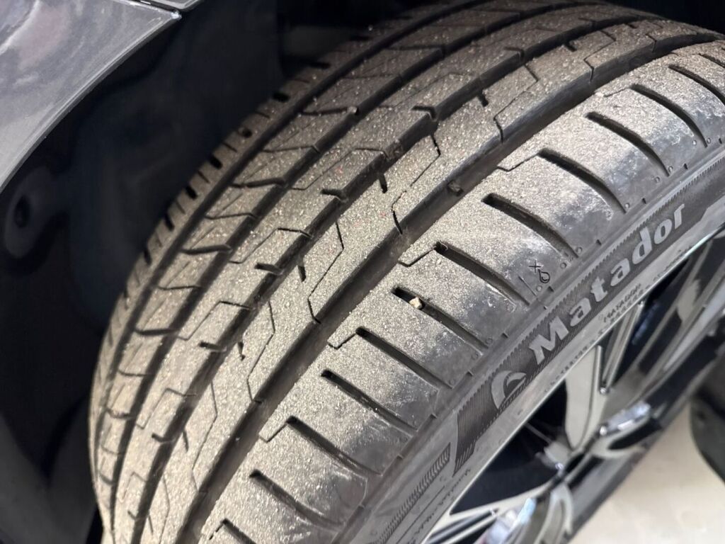 Tesla Model 3 2022 Harmaa