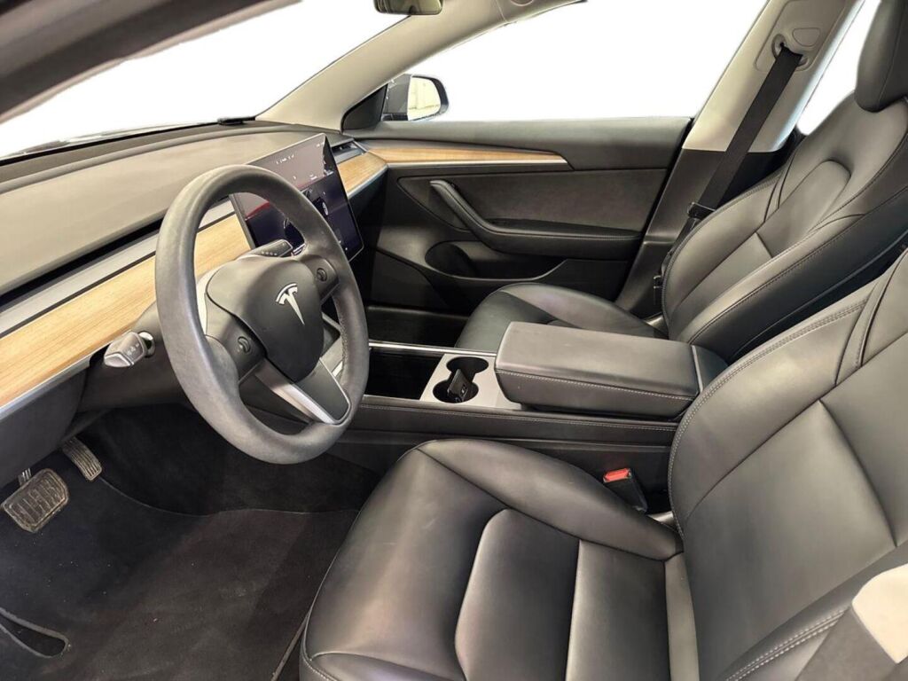 Tesla Model 3 2022 Harmaa