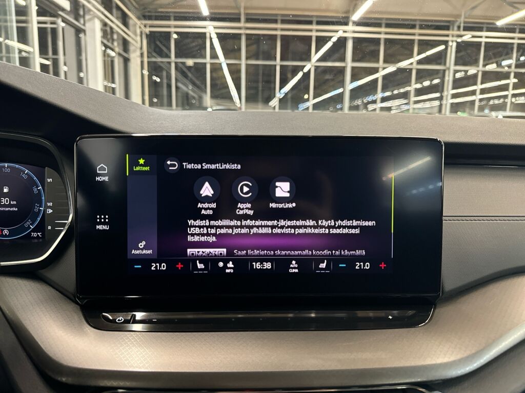 Skoda Octavia 2024 Valkoinen