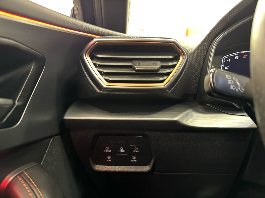 Cupra Leon 2021 Harmaa