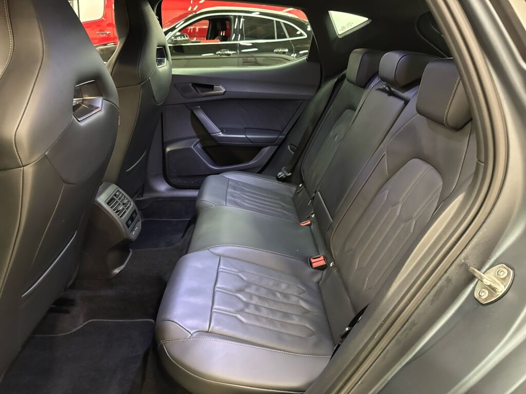 Cupra Leon 2021 Harmaa