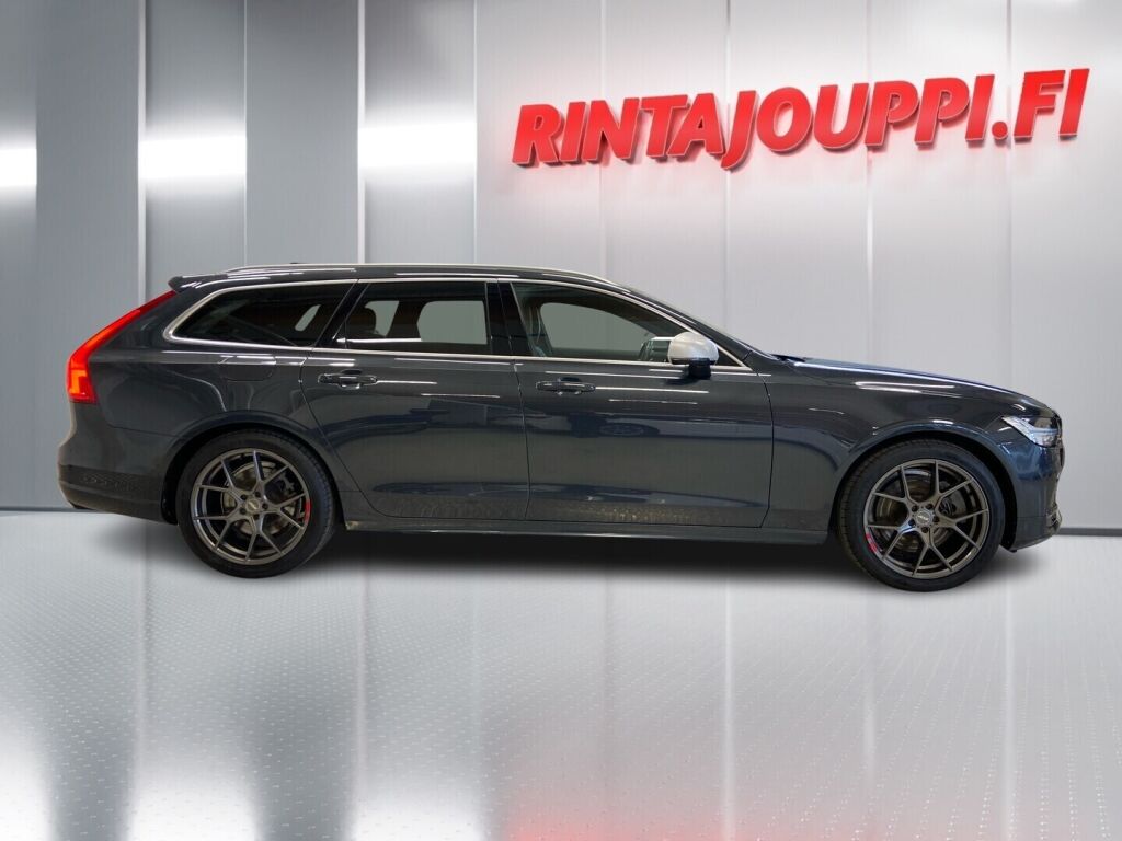 Volvo V90 2019 Harmaa