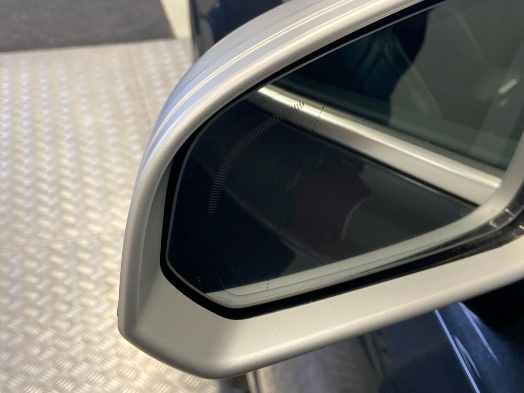 Volvo V90 2019 Harmaa