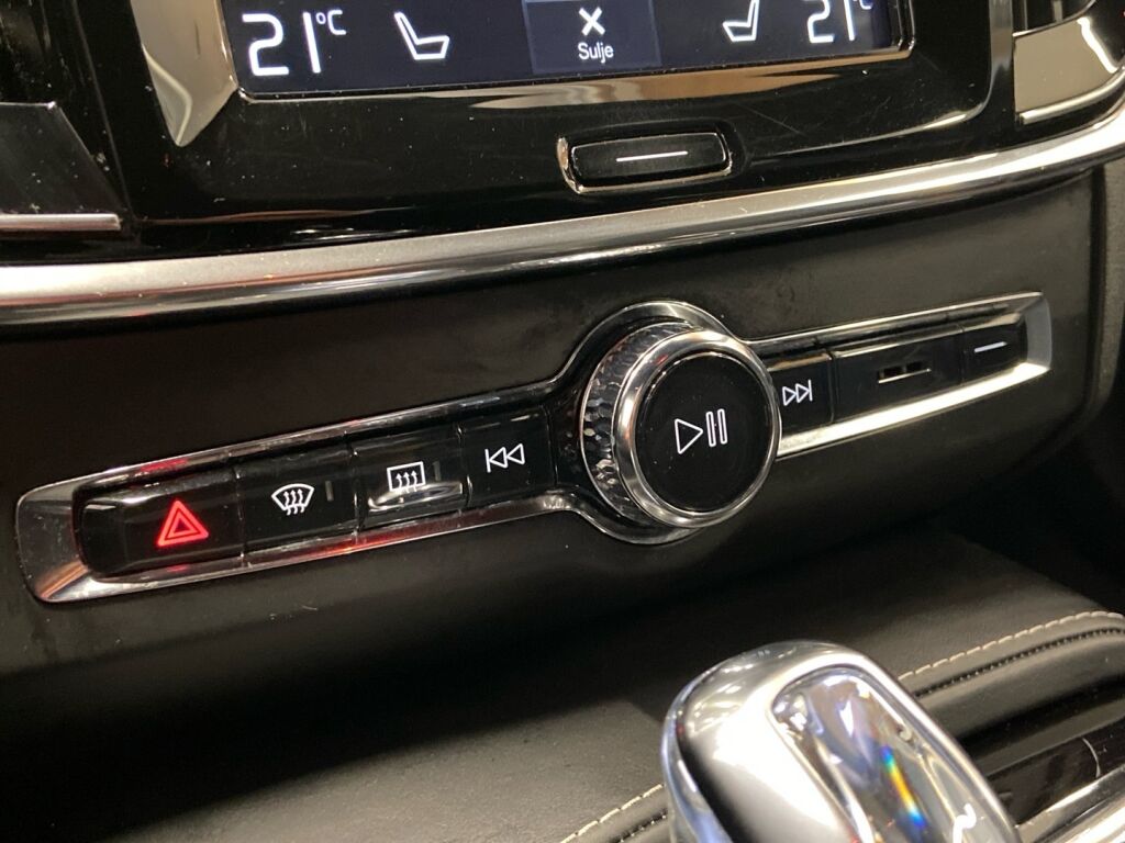 Volvo V90 2019 Harmaa