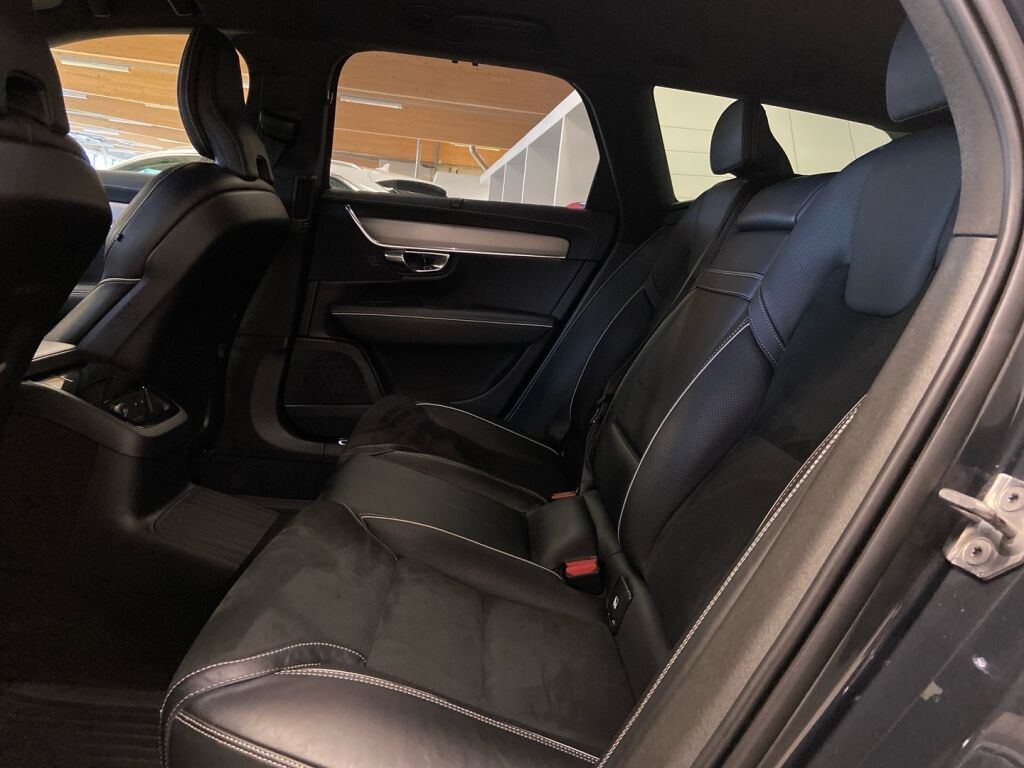 Volvo V90 2019 Harmaa