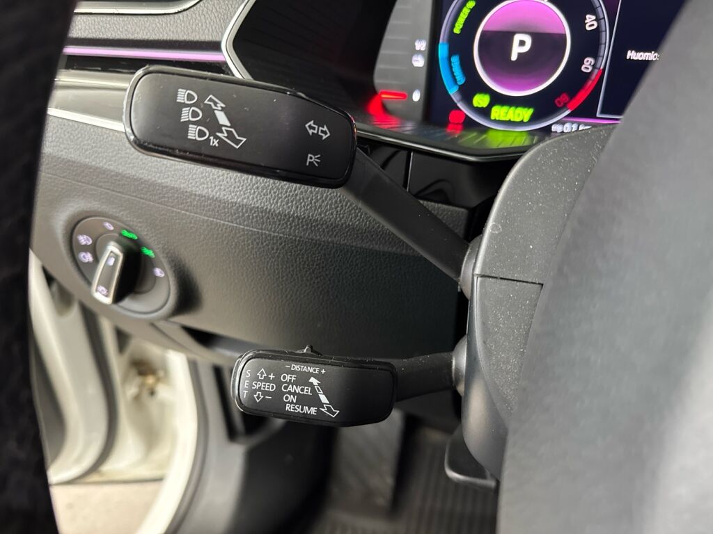 Skoda Superb 2020 Valkoinen