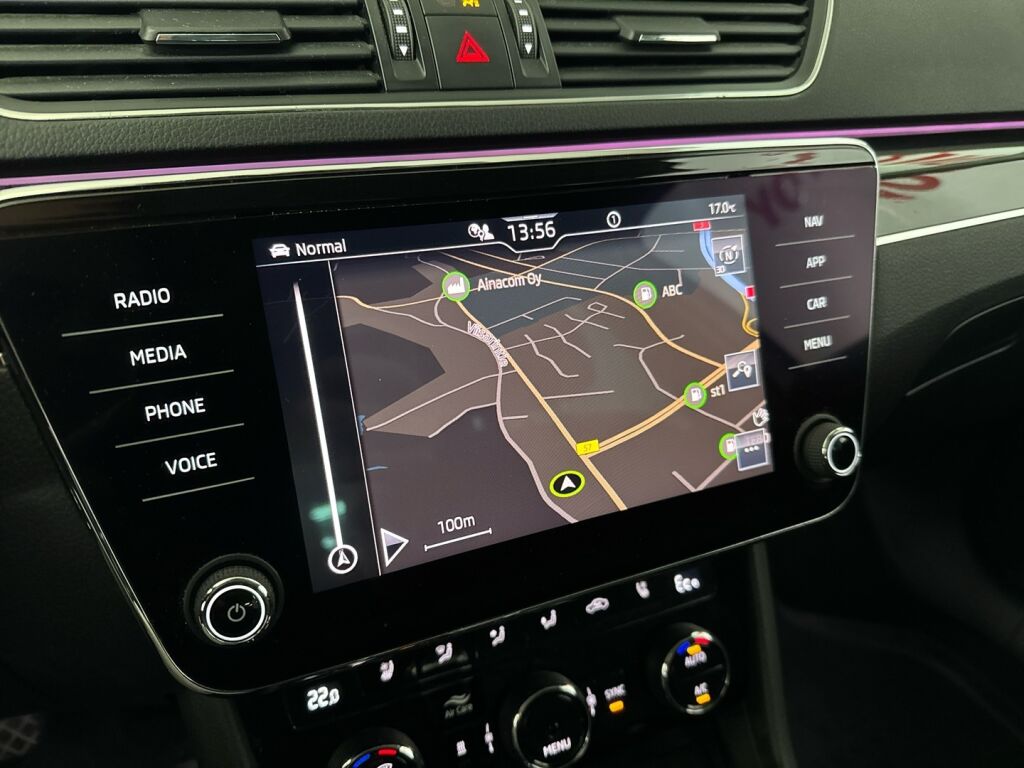 Skoda Superb 2020 Valkoinen