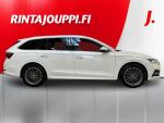 Skoda Octavia 2024 Valkoinen