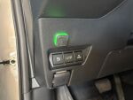 Toyota Prius Plug-in 2024 Valkoinen