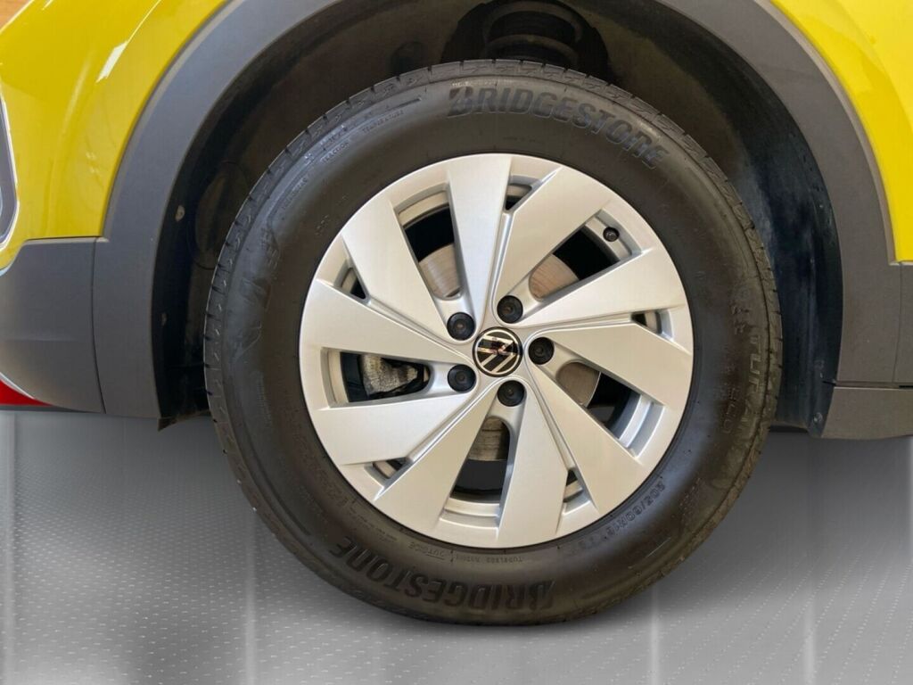 Volkswagen T-Cross 2024 Keltainen