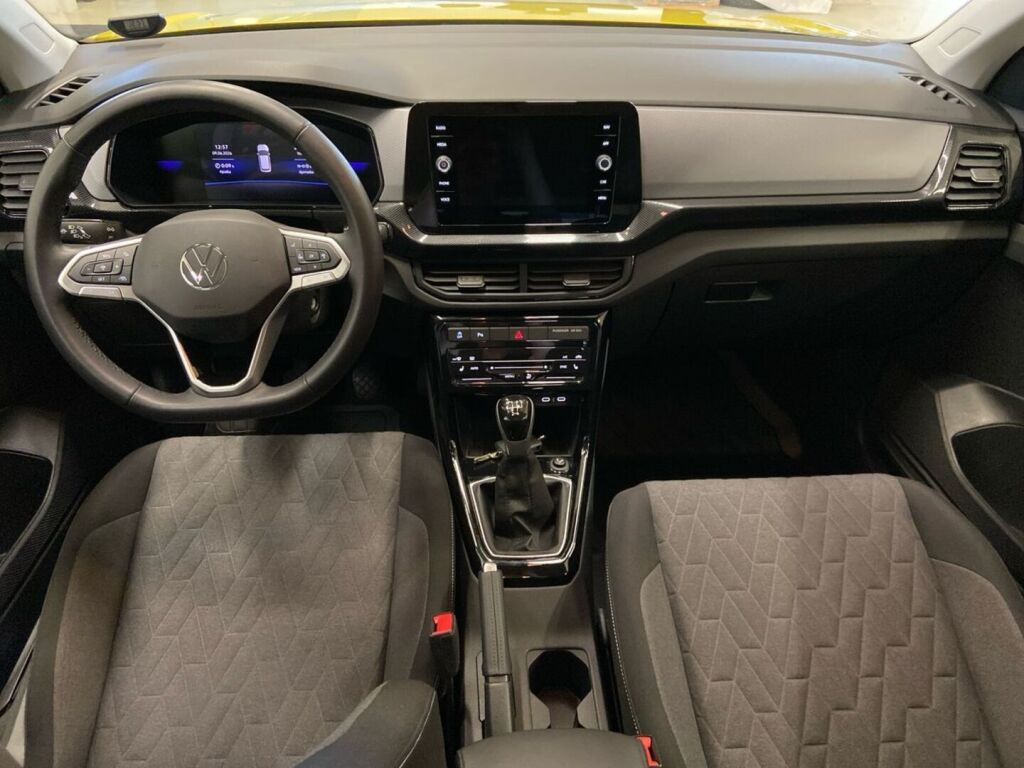 Volkswagen T-Cross 2024 Keltainen