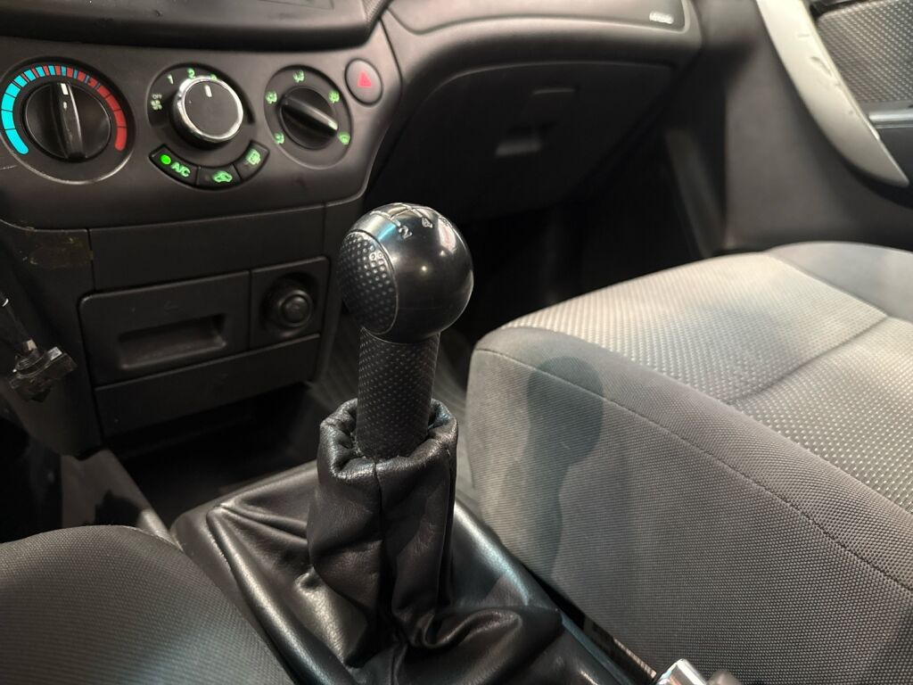 Chevrolet Aveo 2010 Harmaa