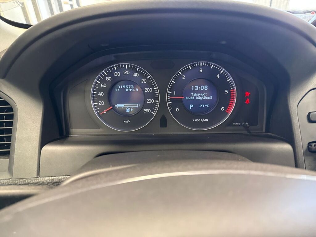 Volvo XC60 2009 Valkoinen
