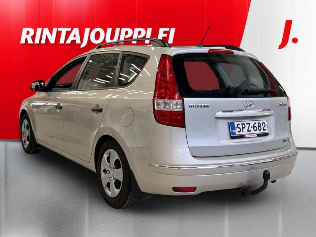 Hyundai i30 2010 Hopea