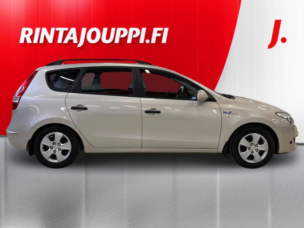 Hyundai i30 2010 Hopea