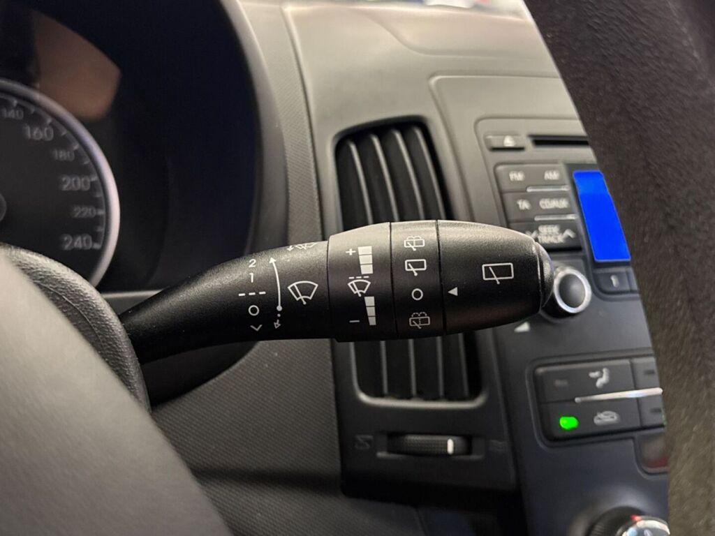 Hyundai i30 2010 Hopea