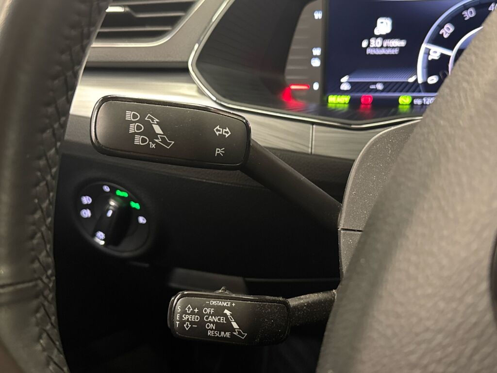 Skoda Superb 2020 Sininen