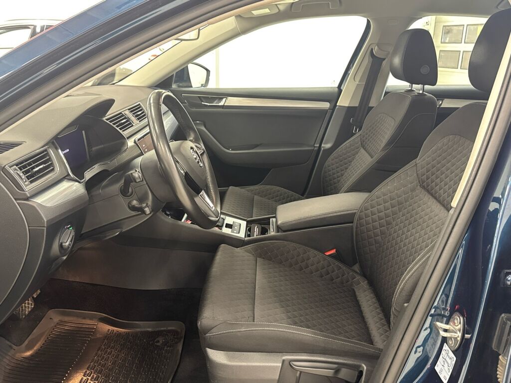 Skoda Superb 2020 Sininen