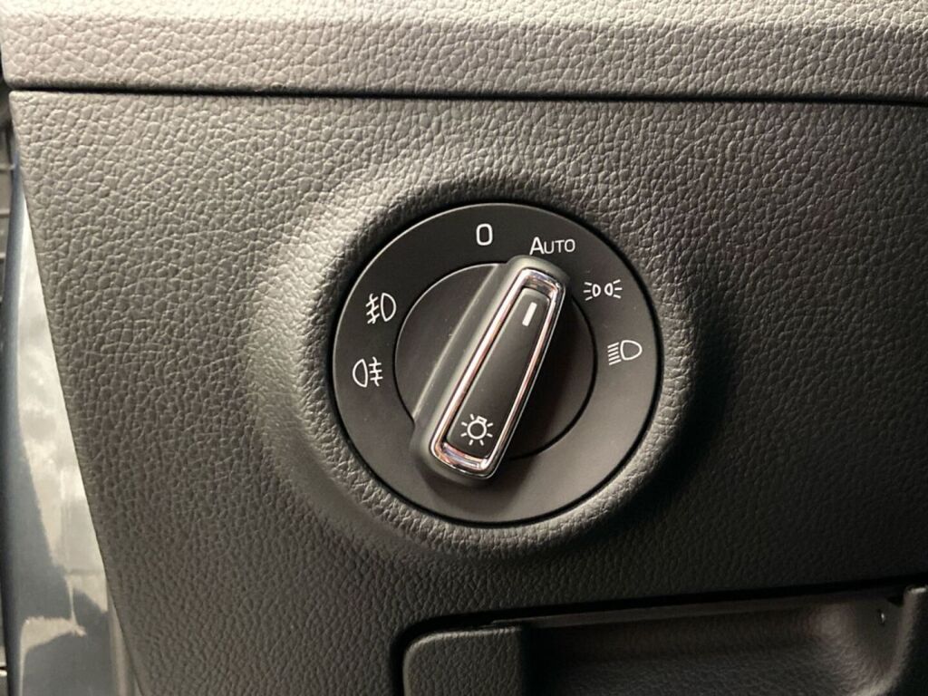 Skoda Superb 2020 Harmaa