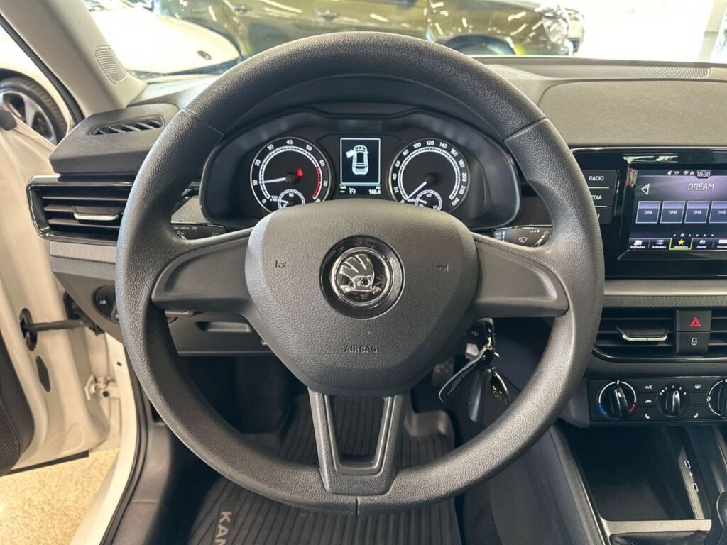 Skoda Kamiq 2020 Valkoinen