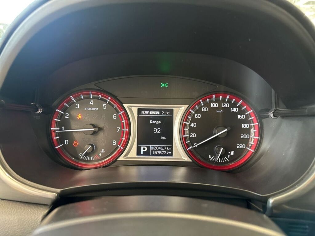 Suzuki Vitara 2016 Punainen
