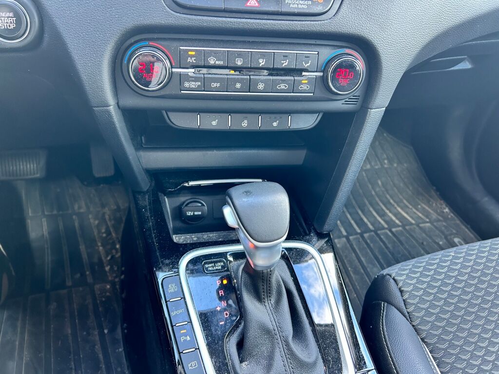 Kia Ceed 2025 Valkoinen