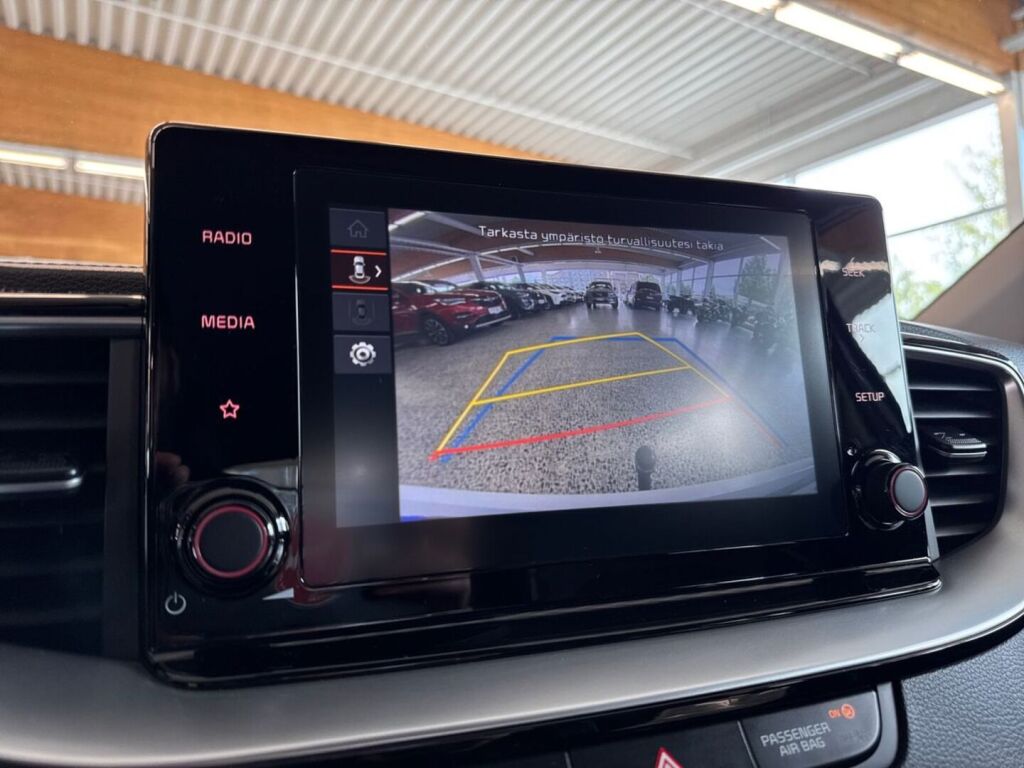 Kia Ceed 2025 Valkoinen