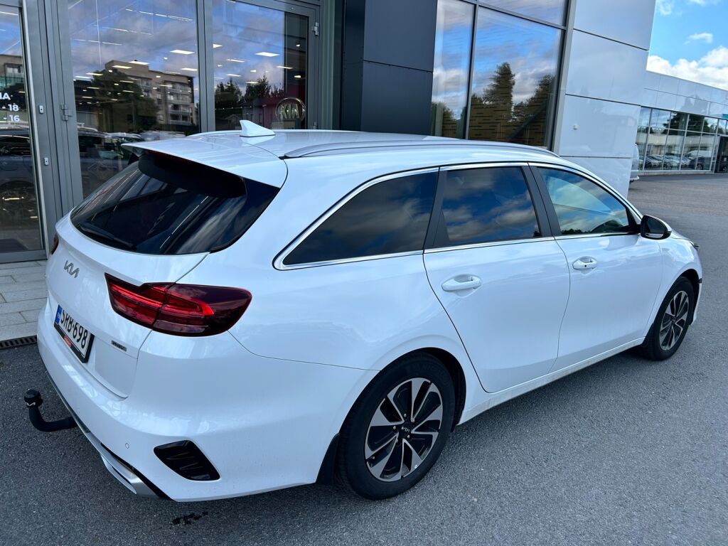 Kia Ceed 2025 Valkoinen