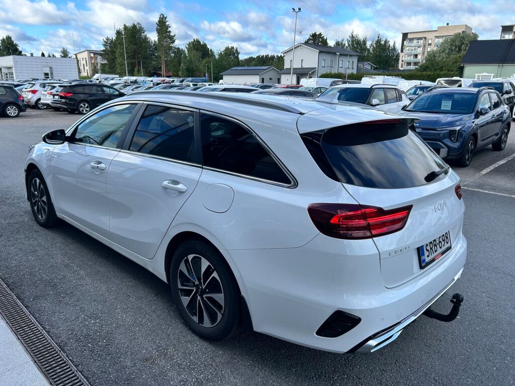 Kia Ceed 2025 Valkoinen