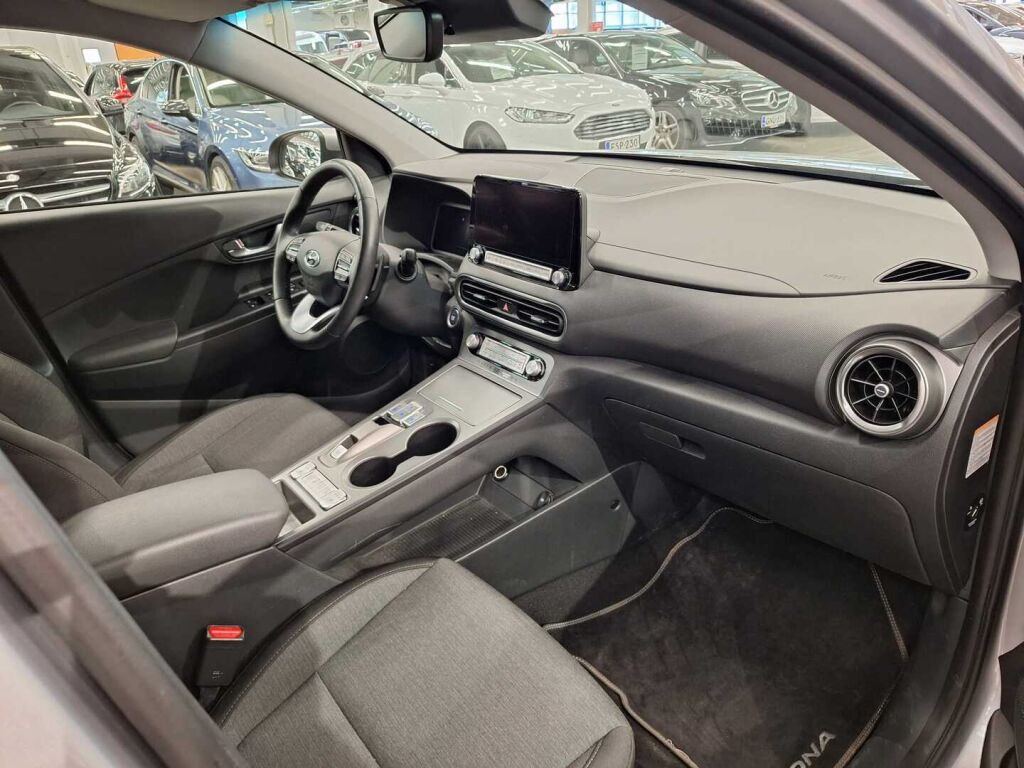 Hyundai KONA 2023 Harmaa