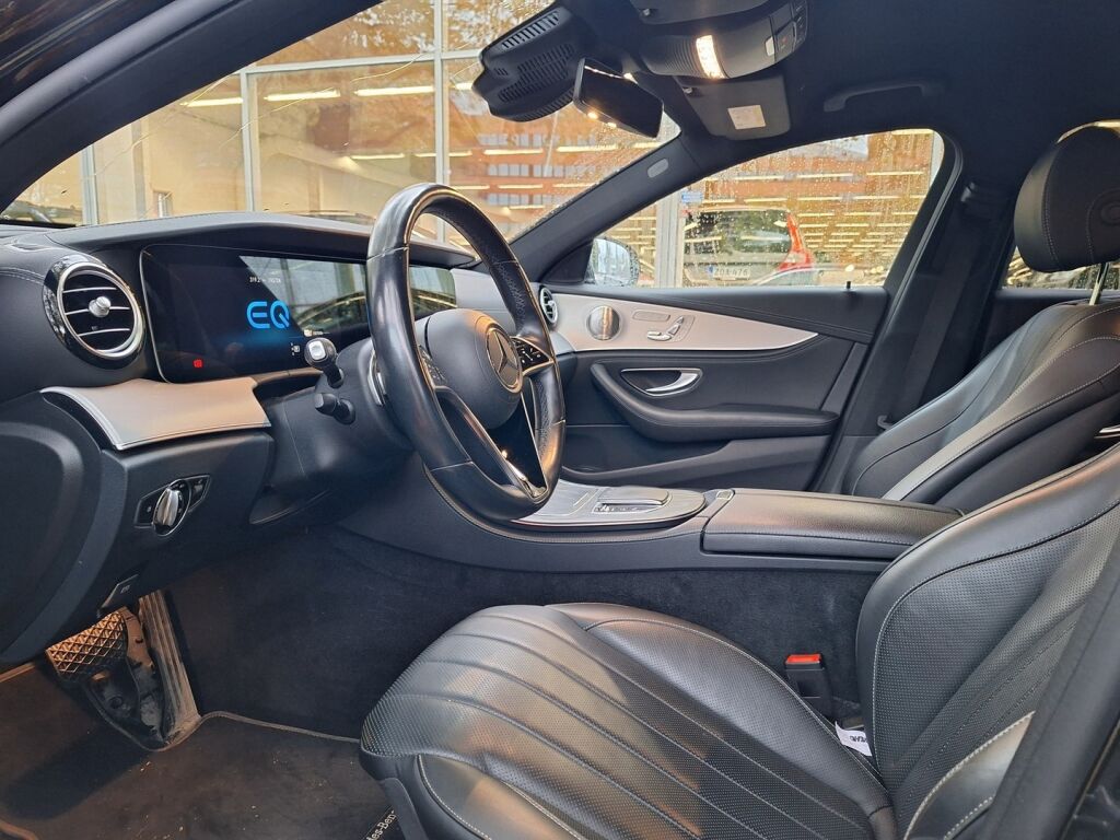 Mercedes-Benz E 2021 Musta