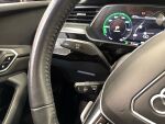Audi e-tron 2021 Musta