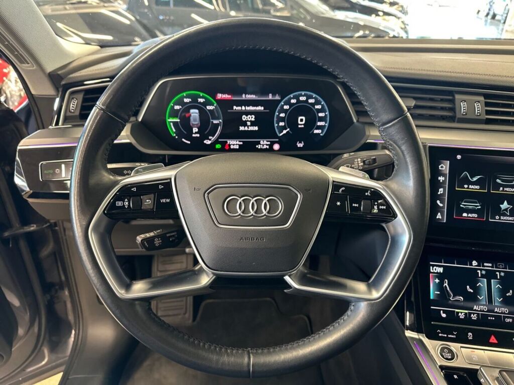 Audi e-tron 2021 Harmaa
