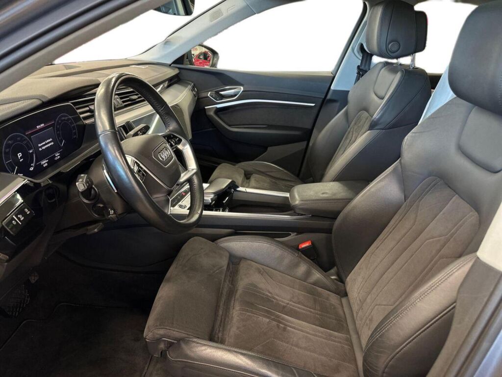 Audi e-tron 2021 Harmaa
