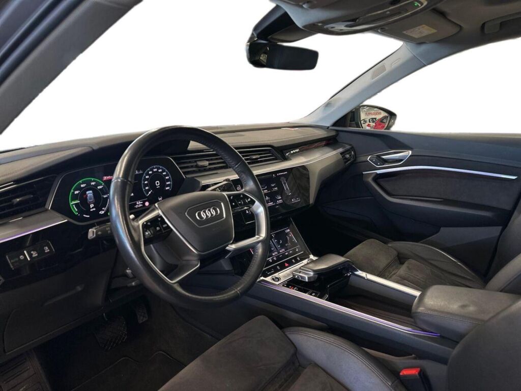 Audi e-tron 2021 Harmaa