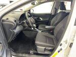 Toyota Yaris 2024 Valkoinen